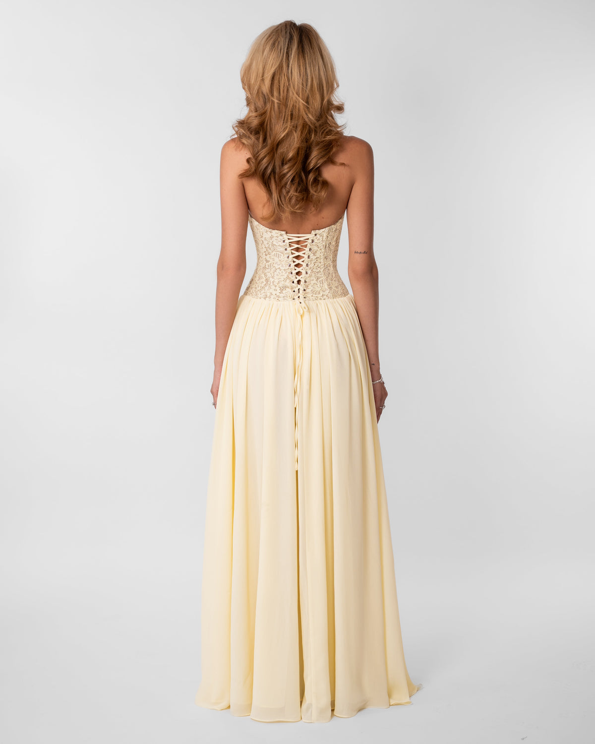 Juliette Lace Maxi Dress – Yellow